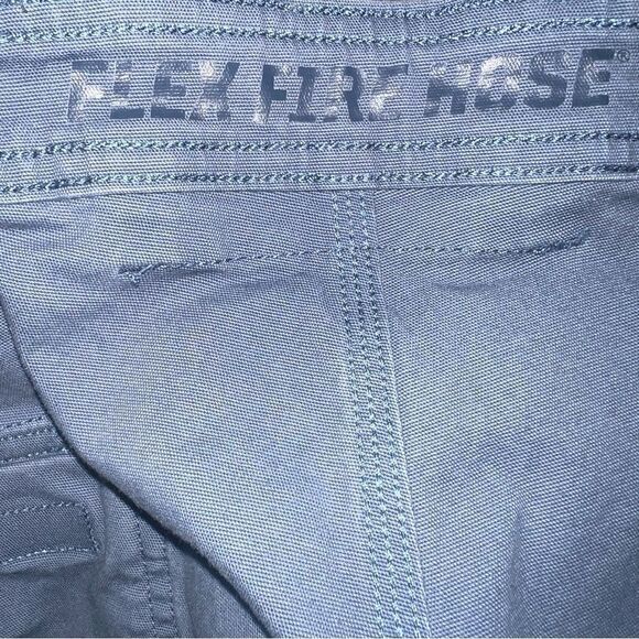 Duluth Trading Co Flex Firehose Cargo Work Pants Mens 42x32 Blue Canvas Utility. - Picture 7 of 9